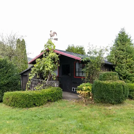 Holiday home Cosy In With Garden