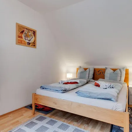 Cosy In With Garden Holiday home