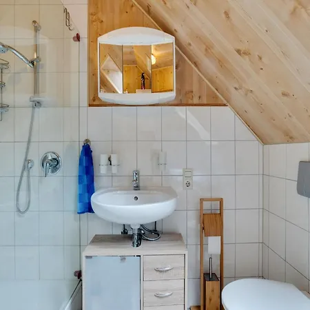 Charmantes Refugium Mit 2 Schlafzimmern *